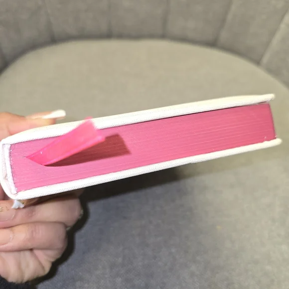 Love Notes Cream Binder with Pink Accent - Picture 8 of 16